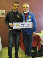 a sinistra Maurizio de Vita, Pres. VC Foggia Gargano ed a destra Michele Di Cosmo responsabile della sezione di San Giovanni Rotondo del Vespa Club Foggia Gargano